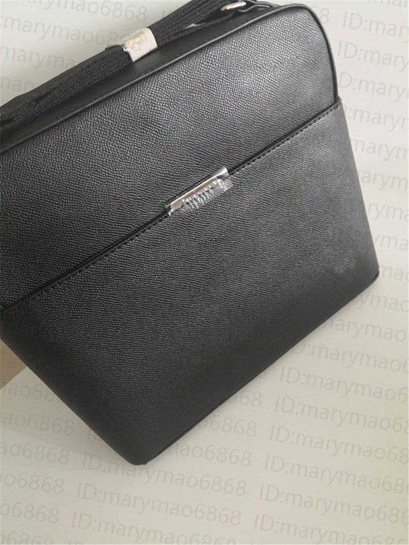 Classic Men Designer Messenger bag Shoulder bag briefcase Fashion High Quality Crossbody outdoor Busine leather Large capacity handbag black
Classic Men Designer Messenger bag Shoulder bag briefcase Fashion High Quality Crossbody outdoor Busine leather Large capacity handbag black
