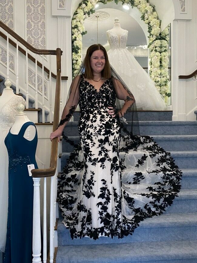 Gothic Black And White Mermaid Wedding Dress Sleevless Sexy Backless Vintage Bridal Gowns Plus Size Bride Wedding Dresses 2022 Vestido De Novia