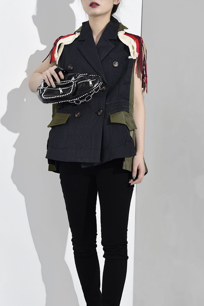 EAM Spring Autumn Lapel Sleeveless Embroidery Spliced Hit Color Loose Big Size Personality Vest Women Fashion QJ016 201102