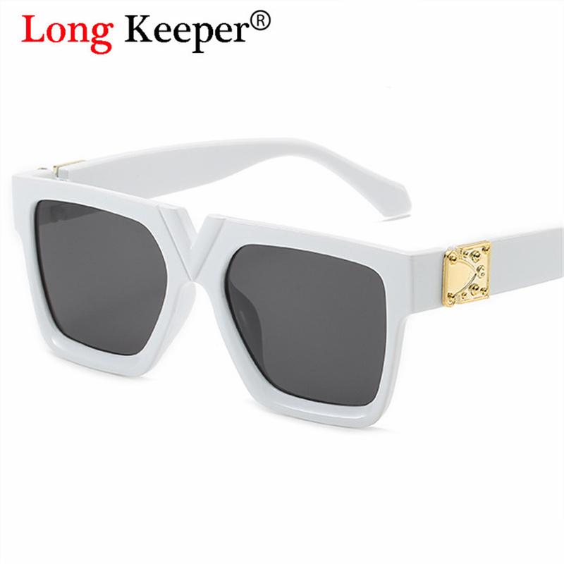 Luxury Fashion Vintage Brand Designer Lady Big Square Sunglasses Women Rivet Eyewear Flat Top Black White Sun Glasses Female
Luxury Fashion Vintage Brand Designer Lady Big Square Sunglasses Women Rivet Eyewear Flat Top Black White Sun Glasses Female