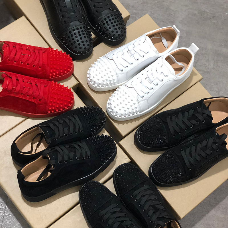 2021 Designers Sneakers Red Bottom shoes Low Cut Suede spike Shoes For Men and Women Spikes sneakers Party Wedding Leather Sneakers with box, Color 1
2021 Designers Sneakers Red Bottom shoes Low Cut Suede spike Shoes For Men and Women Spikes sneakers Party Wedding Leather Sneakers with box, Color 1