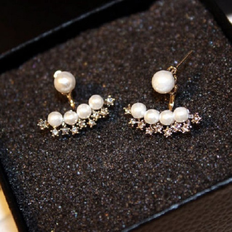 Fashion trendy chic diamond pearl earrings unique designer elegant stud earrings for woman girls gifts with box
Fashion trendy chic diamond pearl earrings unique designer elegant stud earrings for woman girls gifts with box