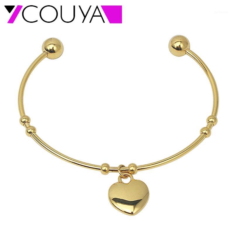 COUYA 2020 New Arrival Gold Color Bangles Lovely Heart Pendant Charm Bracelets & Bangles Jewelry A10045G1
COUYA 2020 New Arrival Gold Color Bangles Lovely Heart Pendant Charm Bracelets & Bangles Jewelry A10045G1