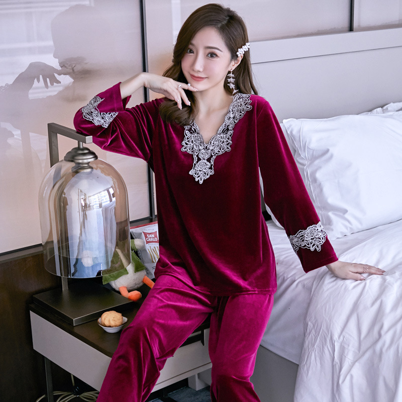 2021 New Sets of Golden Veet Pajamas Vintage Winter Thicken Female Sleepwear with Income V-neck Solid Nightwear Ladies Nh7z, Blue
2021 New Sets of Golden Veet Pajamas Vintage Winter Thicken Female Sleepwear with Income V-neck Solid Nightwear Ladies Nh7z, Blue