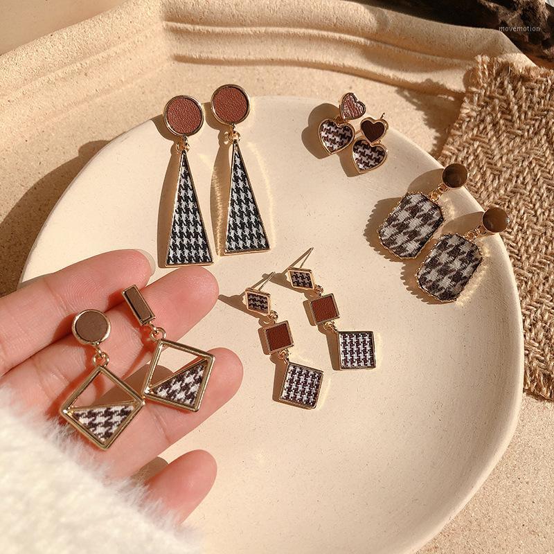 Vintage Dangle Drop Earrings Korean Long Geometric Earrings Women Jewelry Accessories for Girl Wedding Party Gift 2020 Trendy1
Vintage Dangle Drop Earrings Korean Long Geometric Earrings Women Jewelry Accessories for Girl Wedding Party Gift 2020 Trendy1