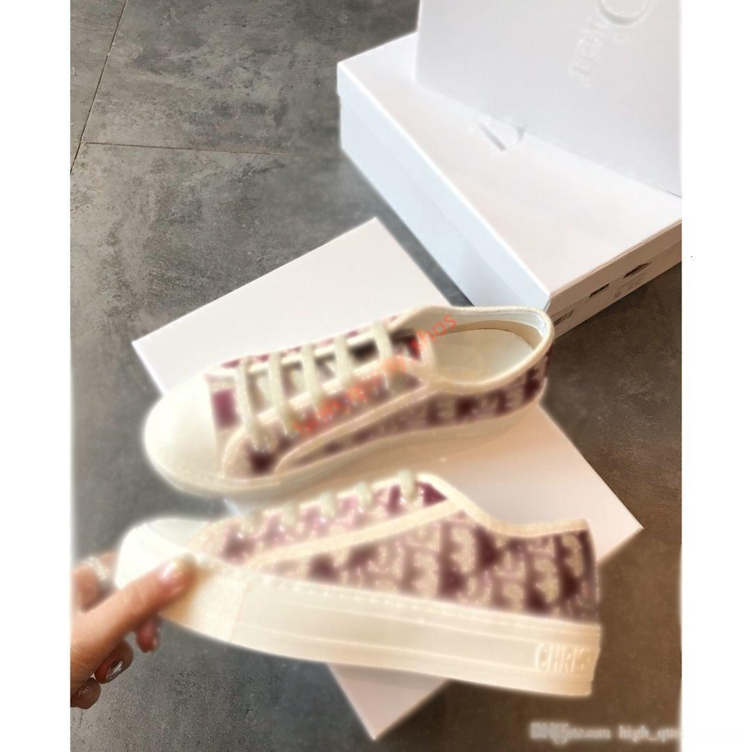2021 new Woman Spring And Autumn Shoe Flats Casual Canvas Fashion Sneaker Embroidery Shoes fashion up
2021 new Woman Spring And Autumn Shoe Flats Casual Canvas Fashion Sneaker Embroidery Shoes fashion up