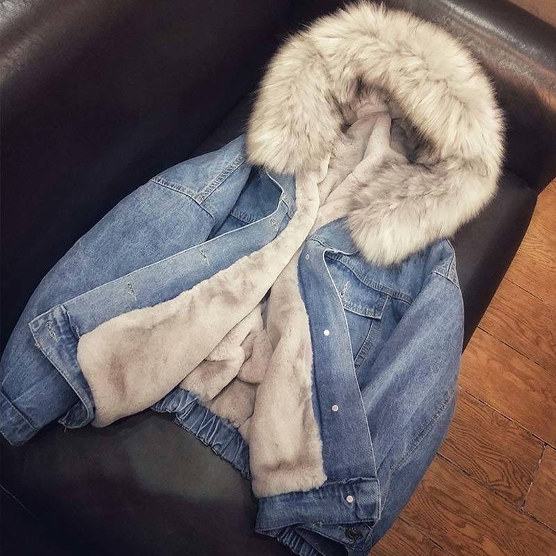 Women's Denim Jacket With Fur Winter Jeans Hooded Velvet Coat Female Faux Fur Collar Padded Warm Jackets Women Drop 201112
