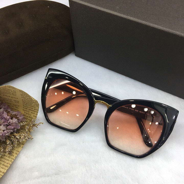 Women Designer SAMANTHA Shinny Black CROPPED CAT EYE Sunglasses MOD 553 Fashion Brad Sunglasses New with Box, White;black
Women Designer SAMANTHA Shinny Black CROPPED CAT EYE Sunglasses MOD 553 Fashion Brad Sunglasses New with Box, White;black