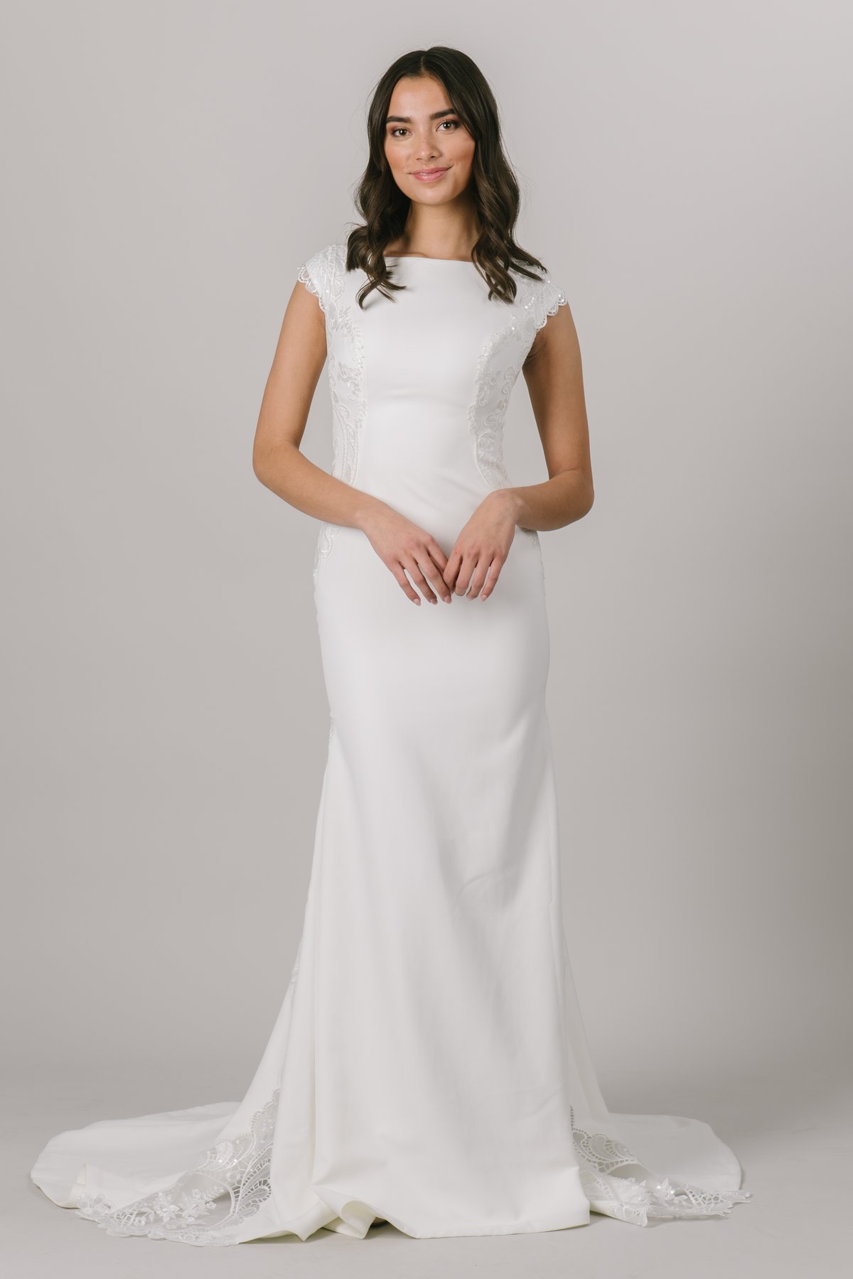 2021 Simple Mermaid Crepe Modest Wedding Dress Cap Sleeves Boat Neck Buttons Back Mermaid Bridal Gowns LDS Bride Dress Custom Made, All white
2021 Simple Mermaid Crepe Modest Wedding Dress Cap Sleeves Boat Neck Buttons Back Mermaid Bridal Gowns LDS Bride Dress Custom Made, All white