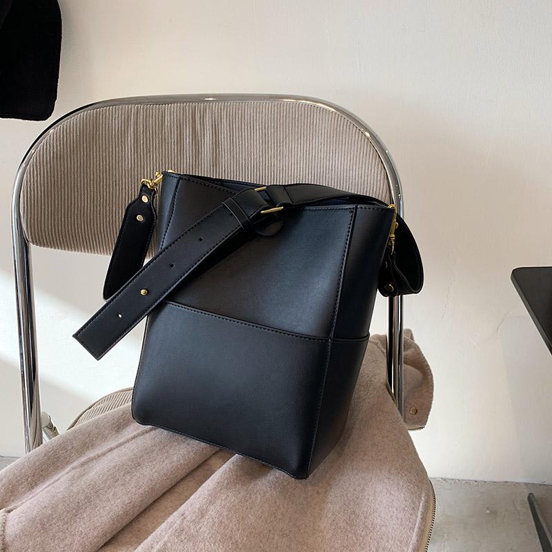Toposhine New Bucket Bag for women 2020 women Shoulder Bag Messenger Bags bucket crossbody for, Black
Toposhine New Bucket Bag for women 2020 women Shoulder Bag Messenger Bags bucket crossbody for, Black