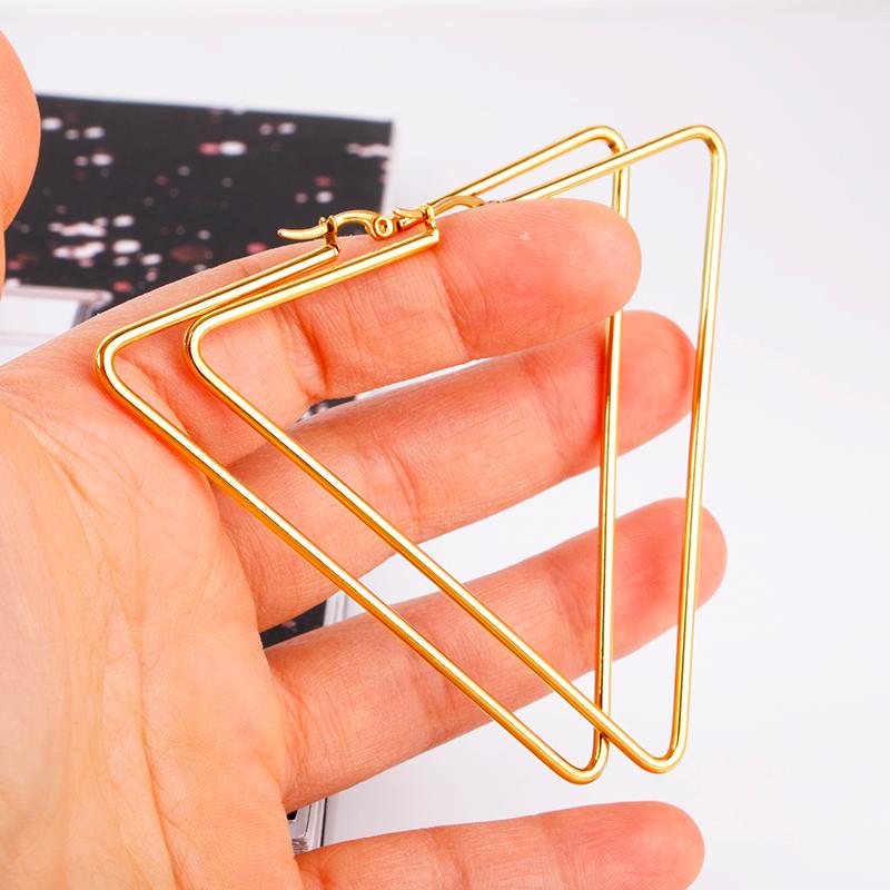 Gold Color Stainless Steel Large Hoop Earring for Women Triangle Ladies Wholesale Fashion Jewelry Hot 2021 NEW E0160
Gold Color Stainless Steel Large Hoop Earring for Women Triangle Ladies Wholesale Fashion Jewelry Hot 2021 NEW E0160