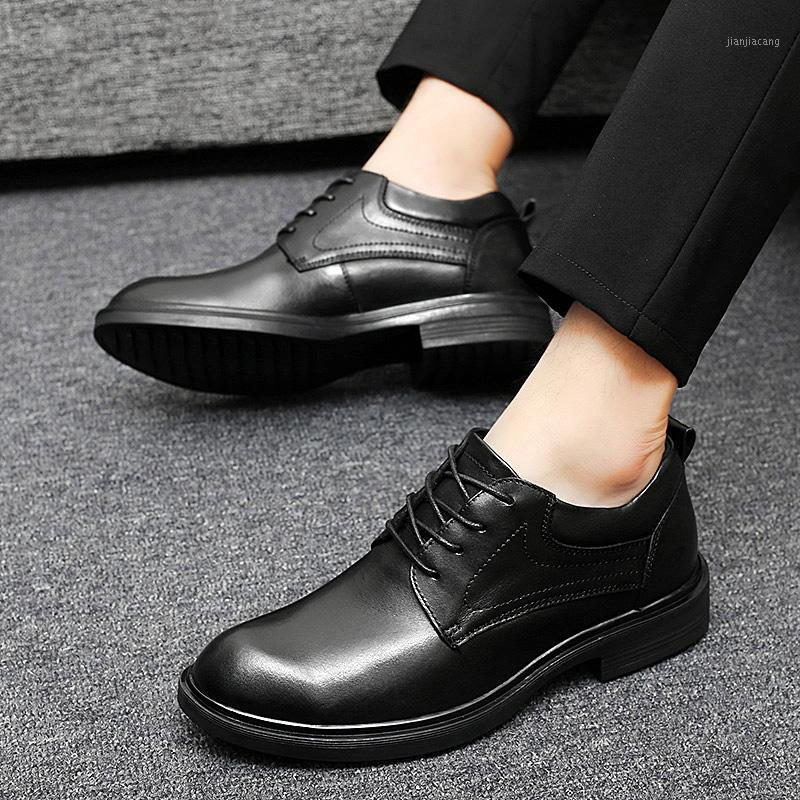 Men dress Oxfords Shoes British style lace up Men Genuine Leather Business Formal Shoes MenTop Quality Flats wedding party1, Black 1
Men dress Oxfords Shoes British style lace up Men Genuine Leather Business Formal Shoes MenTop Quality Flats wedding party1, Black 1