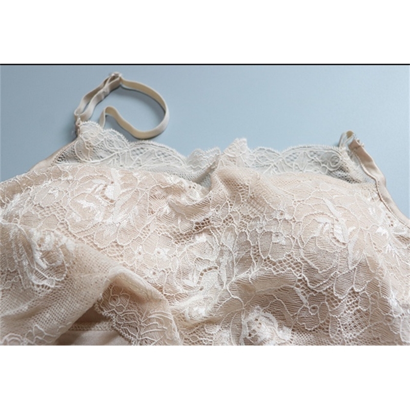 1PC 100% Silk Women's Lace Wireless Bralette Bra Removable Pads Mini Cami Half Cami SG420 201202