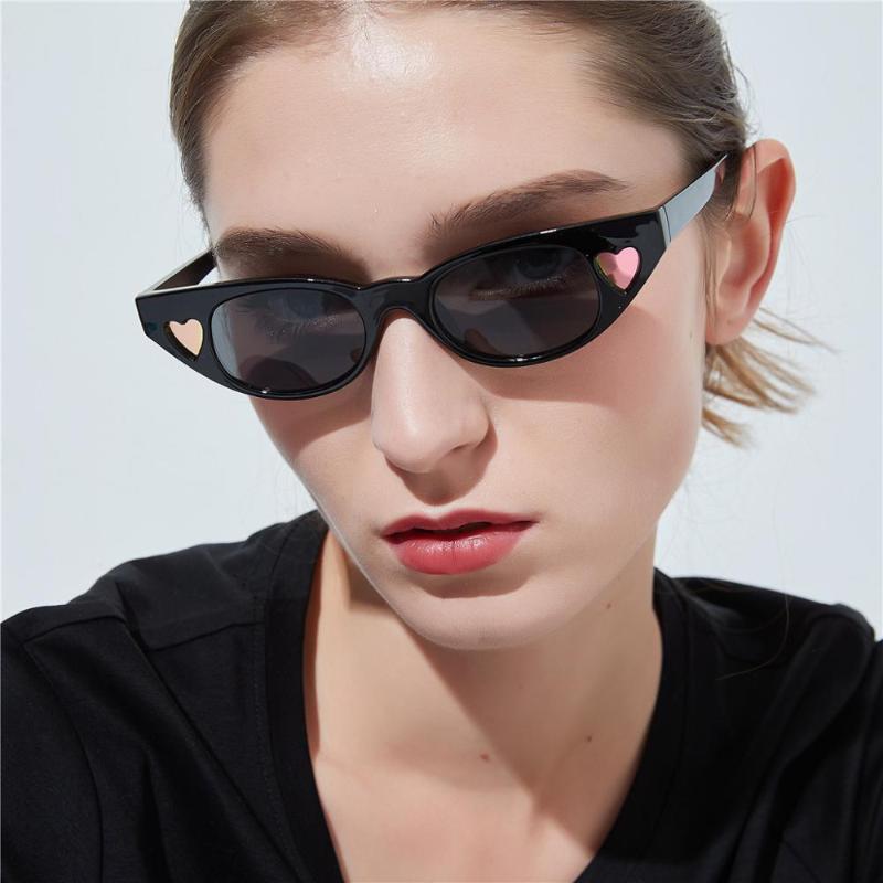 2021 design of the new American brand -new American cat's -eye sunglasses of the ladies RETRO SUNGLASSES transparent coloured
2021 design of the new American brand -new American cat's -eye sunglasses of the ladies RETRO SUNGLASSES transparent coloured