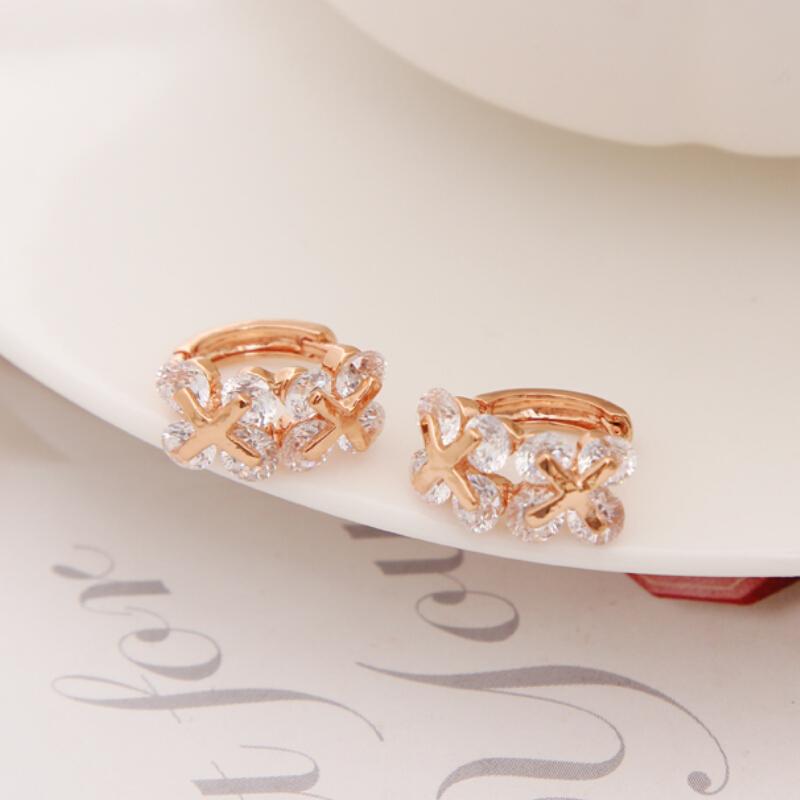 Brand Design Luxury Zircon Hoop Earring Women Delicate Mini Earring For Wedding/Engagement Romantic Gift For Girlfriend
Brand Design Luxury Zircon Hoop Earring Women Delicate Mini Earring For Wedding/Engagement Romantic Gift For Girlfriend