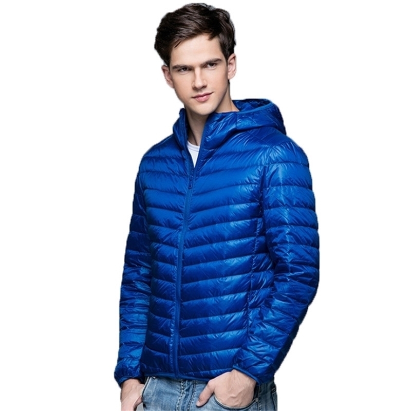 Ultra Light Down Jackets Mens Autumn Winter Coat Fashion Hooded 90% White Duck Down Jackets Male Coat Thin Slim Down Parkas 201114, Burgundy
Ultra Light Down Jackets Mens Autumn Winter Coat Fashion Hooded 90% White Duck Down Jackets Male Coat Thin Slim Down Parkas 201114, Burgundy
