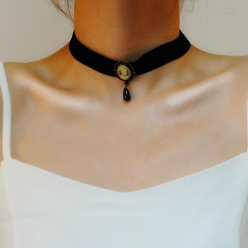 Chokers Handmade Velvet Lace Vintage Choker Necklace For Women Collar Torques Neck Jewelry Black Boho Stretch Yin Yang Charm Gothic Punk
Chokers Handmade Velvet Lace Vintage Choker Necklace For Women Collar Torques Neck Jewelry Black Boho Stretch Yin Yang Charm Gothic Punk