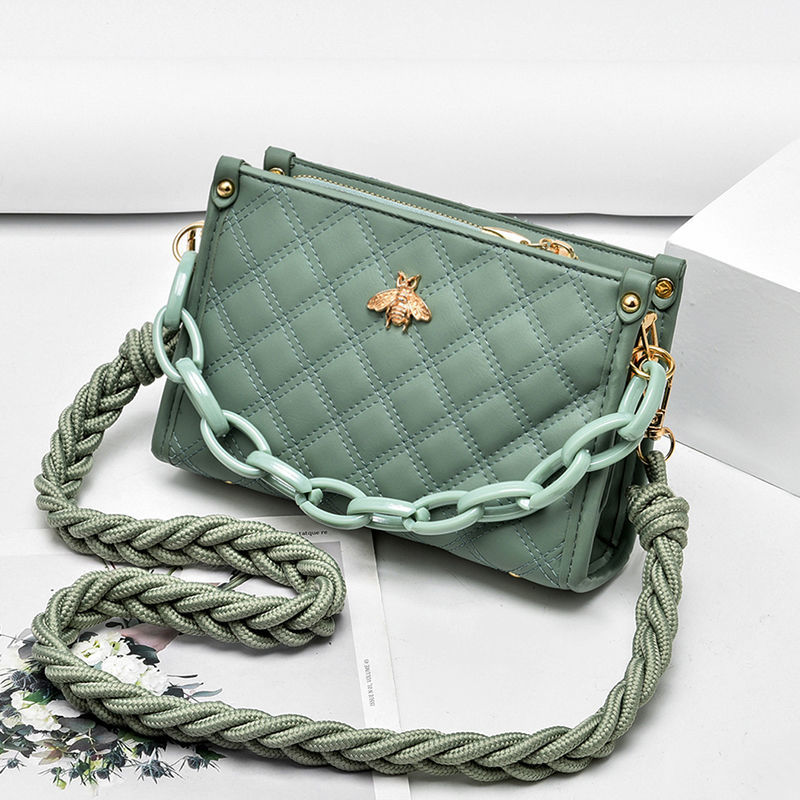 Strap Shoulder For Women 2020 Luxury Designer Handbags PU Leather Messenger Crossbody Bags Travel Lady Purse Brand Quality Q1118
Strap Shoulder For Women 2020 Luxury Designer Handbags PU Leather Messenger Crossbody Bags Travel Lady Purse Brand Quality Q1118