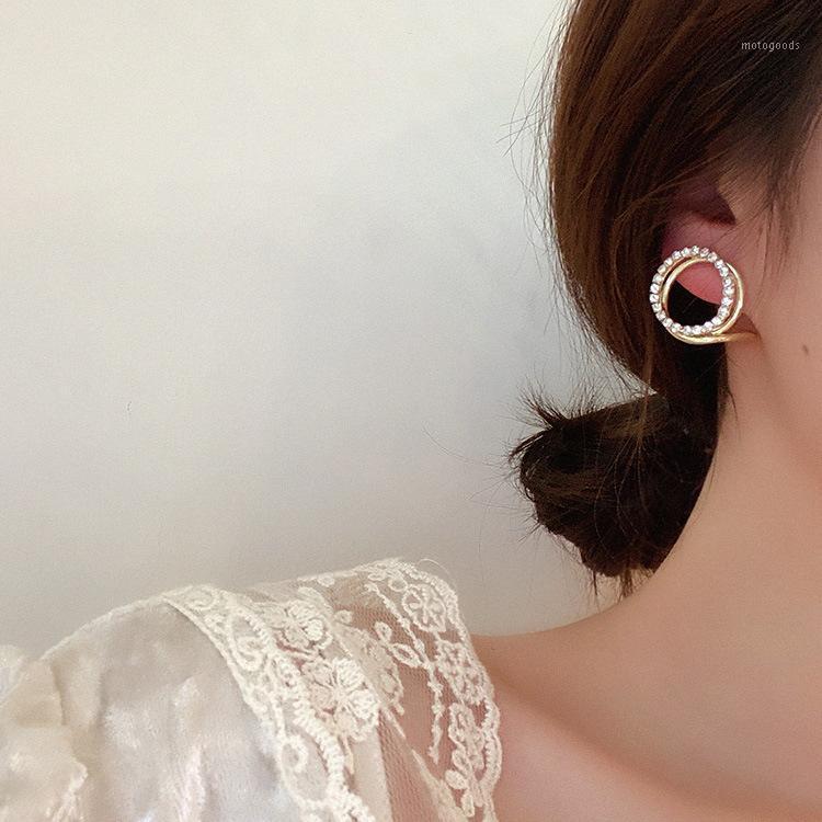 New Korean Geometric Round Zircon Earrings For Women Metal Big Stud Earrings Exaggerated Girl Party Wedding Simple Jewelry Gift1
New Korean Geometric Round Zircon Earrings For Women Metal Big Stud Earrings Exaggerated Girl Party Wedding Simple Jewelry Gift1