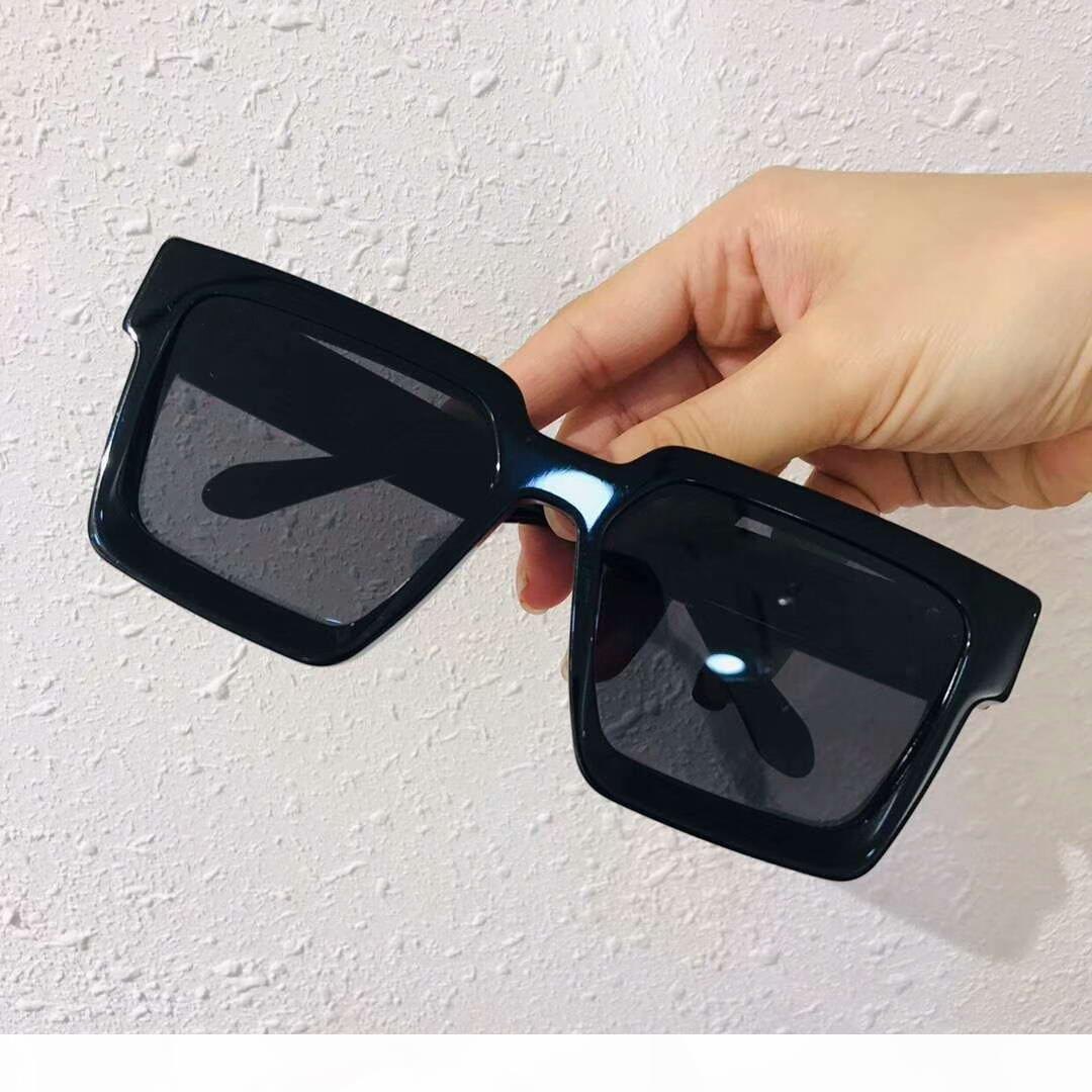 Men Luxury MILLIONAIRE M96006WN Sunglasses full frame Vintage designer sunglasses for men Shiny Gold Logo Hot sell Gold plated Top 96006
Men Luxury MILLIONAIRE M96006WN Sunglasses full frame Vintage designer sunglasses for men Shiny Gold Logo Hot sell Gold plated Top 96006