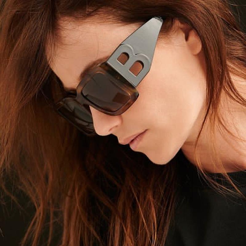 Sunglasses Vintage Oversized Candy Color Blue Pink For Women Square Gradient Sun Glasses Female Elegant Shades
Sunglasses Vintage Oversized Candy Color Blue Pink For Women Square Gradient Sun Glasses Female Elegant Shades