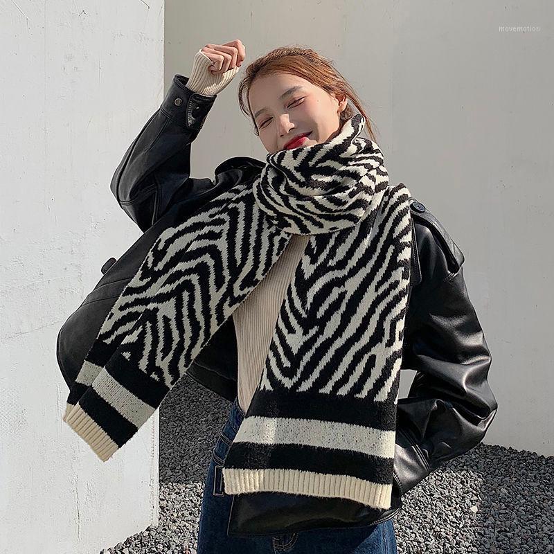 2020 cool girl's new zebra-print knit warm student shawl scarf women winter long scarf scarfs for ladies Leopard print1
2020 cool girl's new zebra-print knit warm student shawl scarf women winter long scarf scarfs for ladies Leopard print1