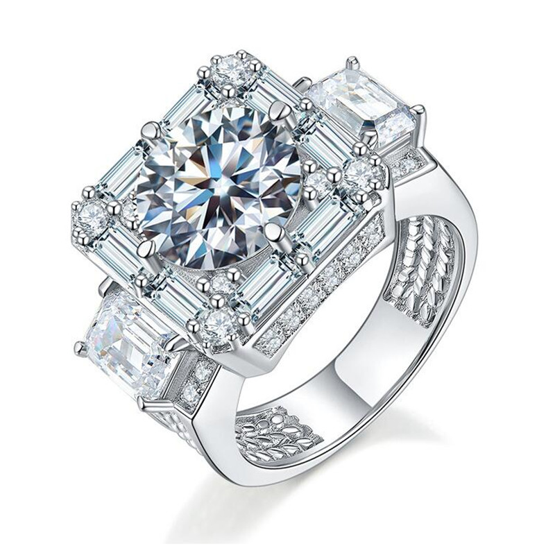 2025 Top Sell Sparkling Luxury Jewelry Male 925 Sterling Silver T Princess Cut Moissanite Diamond Party Designer Eternity Men Wedding Band Ring Gift