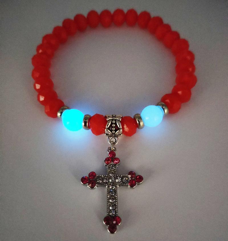 New Style Glass Beads Luminous Cross Set Bracelet Fashion Fashion Alloy Bracelet Hand Jewelry Strand Bracelets Handmade Beaded
New Style Glass Beads Luminous Cross Set Bracelet Fashion Fashion Alloy Bracelet Hand Jewelry Strand Bracelets Handmade Beaded