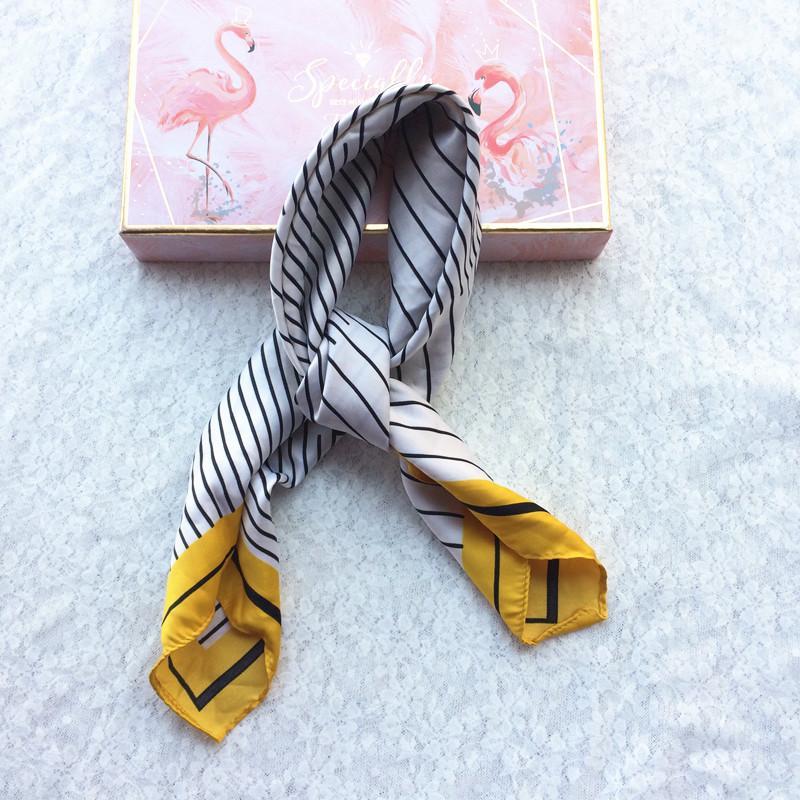 newest design women scarf geometry white and black triped bandanas men small square handkerchief for adults scarfs1
newest design women scarf geometry white and black triped bandanas men small square handkerchief for adults scarfs1
