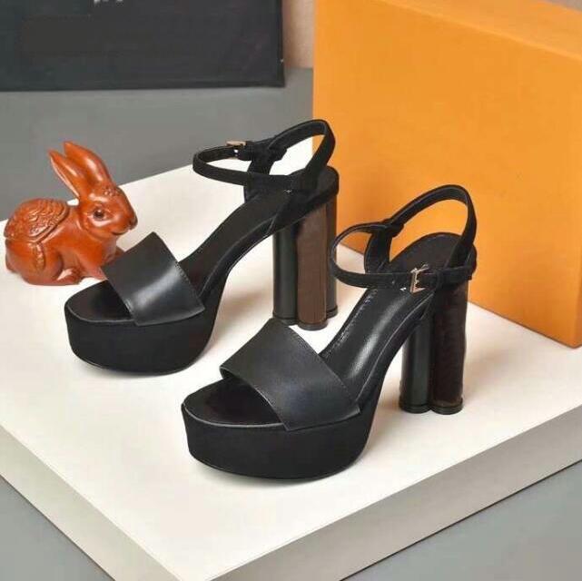 NEW sandals Coarse leather Suede woman shoes Metal buckle parties 11cm High heels Belt buckle Sexy Lady sandals Waterproof Taiwan 3.5CM uy, Black flower
NEW sandals Coarse leather Suede woman shoes Metal buckle parties 11cm High heels Belt buckle Sexy Lady sandals Waterproof Taiwan 3.5CM uy, Black flower