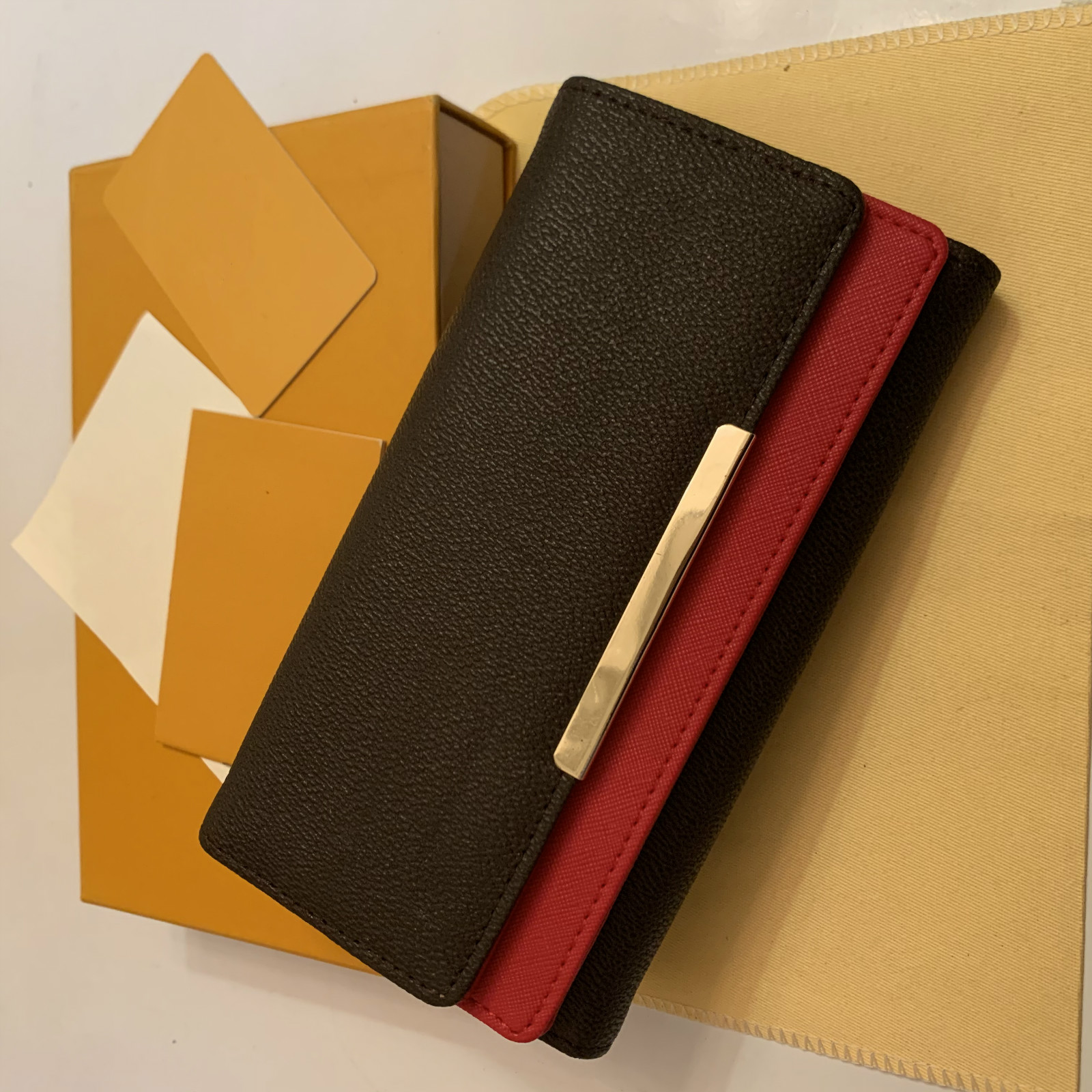 free shpping Wholesale red bottoms lady long wallet multicolor designer coin purse Card holder original box women classic zipper pocket, Without box
free shpping Wholesale red bottoms lady long wallet multicolor designer coin purse Card holder original box women classic zipper pocket, Without box