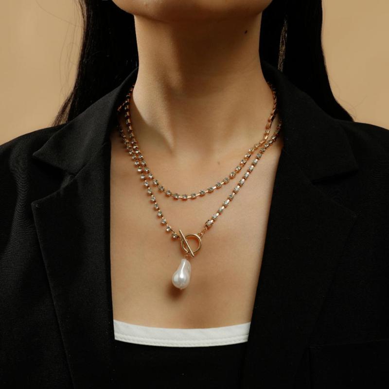 Imitation Pearl Pendant Round Circle Choker Necklaces Luxury Shiny Rhinestone Crystal Short Collar Clavicle Necklace Jewelry
Imitation Pearl Pendant Round Circle Choker Necklaces Luxury Shiny Rhinestone Crystal Short Collar Clavicle Necklace Jewelry