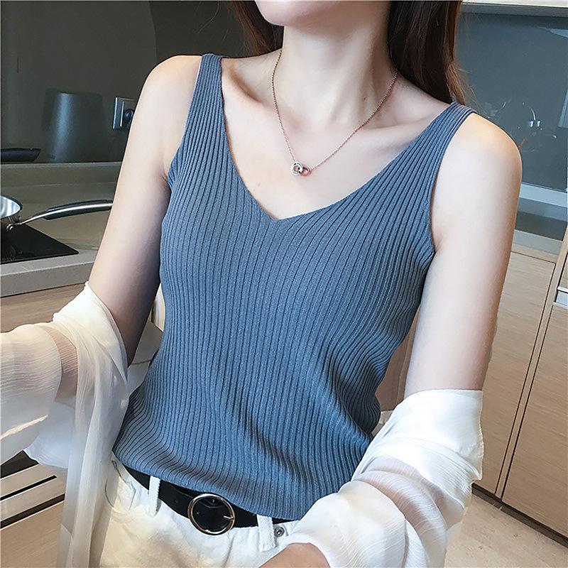 V-neck knitted Vest Women's Sweater Autumn And Winter New Korean Sweater Vest Women Sleeveless, Black
V-neck knitted Vest Women's Sweater Autumn And Winter New Korean Sweater Vest Women Sleeveless, Black