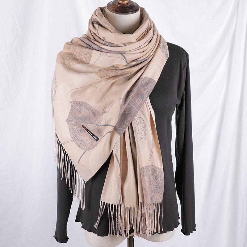 New Autumn And Winter Cashmere Leaf Jacquard Women's Tassel Scarf Wild Double-Sided Big Shawl Thickened Bib
New Autumn And Winter Cashmere Leaf Jacquard Women's Tassel Scarf Wild Double-Sided Big Shawl Thickened Bib