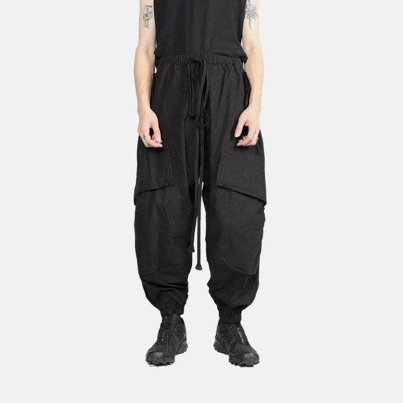 New 2020 Men Clothing Hair Stylist fashion Loose Huge pockets on both sides Harem Pants Plus Size Singer Costumes, Black
New 2020 Men Clothing Hair Stylist fashion Loose Huge pockets on both sides Harem Pants Plus Size Singer Costumes, Black