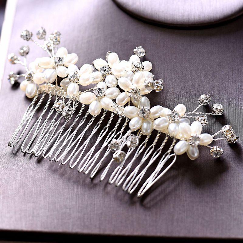 TANGTANG Bride's Headdress Hair Comb Handmade Beaded Pearls Rhinestone Jewelry Accessories Wedding Hair Ornaments Flower Combs
TANGTANG Bride's Headdress Hair Comb Handmade Beaded Pearls Rhinestone Jewelry Accessories Wedding Hair Ornaments Flower Combs