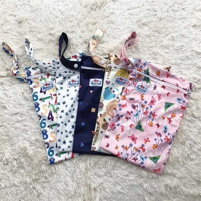 ONSALE Babyland 5pcs/Lot Waterproof Wet Multi Function Zipper 20x30CM Diaper Nappy Bags Wetbags Prints Colors 201117, Clear
ONSALE Babyland 5pcs/Lot Waterproof Wet Multi Function Zipper 20x30CM Diaper Nappy Bags Wetbags Prints Colors 201117, Clear