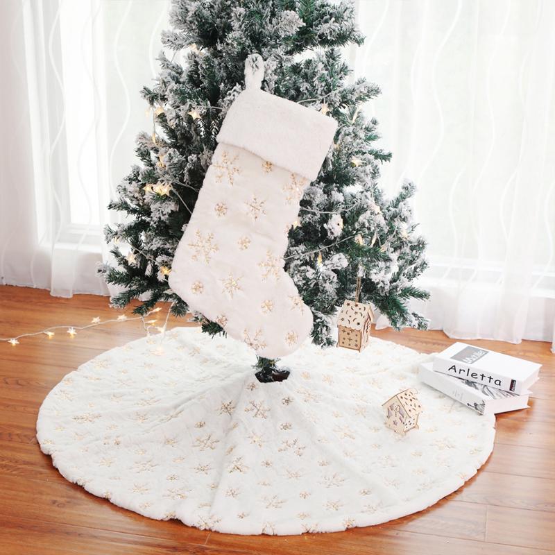90cm/122cm White Tree Skirt High-grade Plush Sequins Embroidered Christmas Tree Skirt Ornamentation for Home New Year Xmas Decor
90cm/122cm White Tree Skirt High-grade Plush Sequins Embroidered Christmas Tree Skirt Ornamentation for Home New Year Xmas Decor