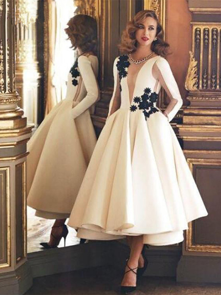 Simple Lace Appliques Short Wedding Dress Long Sleeves Ankle Length Custom Made Deep V Neck Wedding Dresses Robe De Mariée