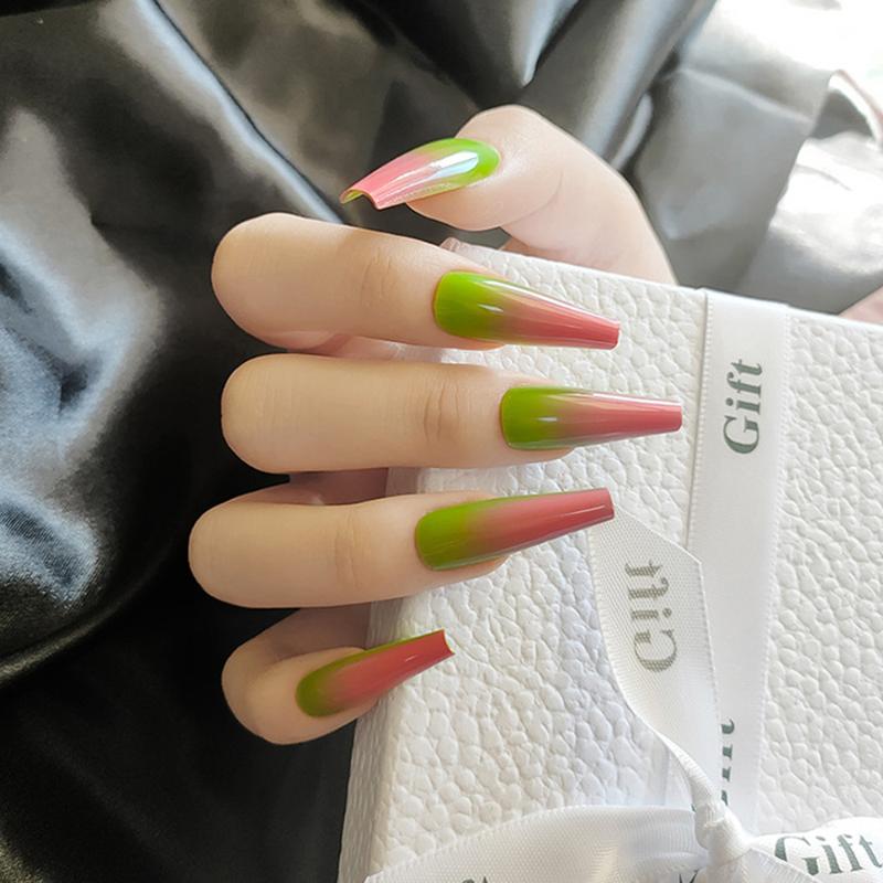 ABS Plastic Full Cover False Nail Tips Gradient Color Detachable Coffin Long Ballerina DIY Nail Art Tips False Nails Press On
ABS Plastic Full Cover False Nail Tips Gradient Color Detachable Coffin Long Ballerina DIY Nail Art Tips False Nails Press On