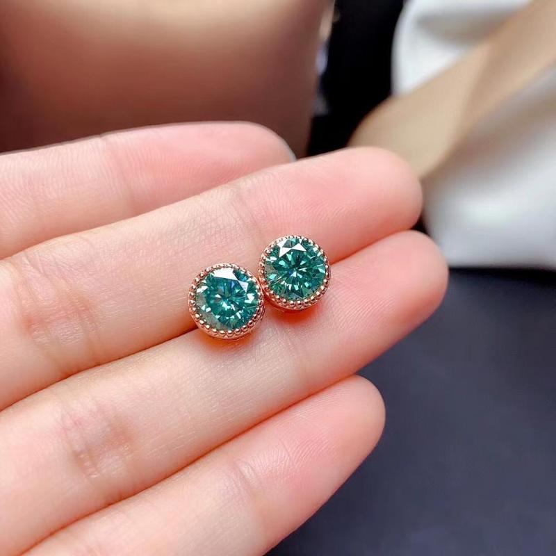 GRA certificate green moisanite jewelry set for women stud earrings ring necklace 925 sterling silver shiny gem party gift
GRA certificate green moisanite jewelry set for women stud earrings ring necklace 925 sterling silver shiny gem party gift
