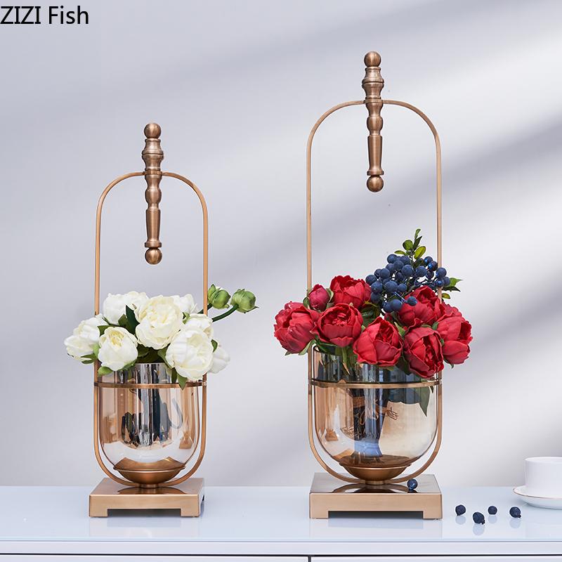 Nordic Home Decor Alloy Vases Creative Abstract Portable Crafts Antioxidant Metal Vase Home Decoration Accessories Modern
Nordic Home Decor Alloy Vases Creative Abstract Portable Crafts Antioxidant Metal Vase Home Decoration Accessories Modern