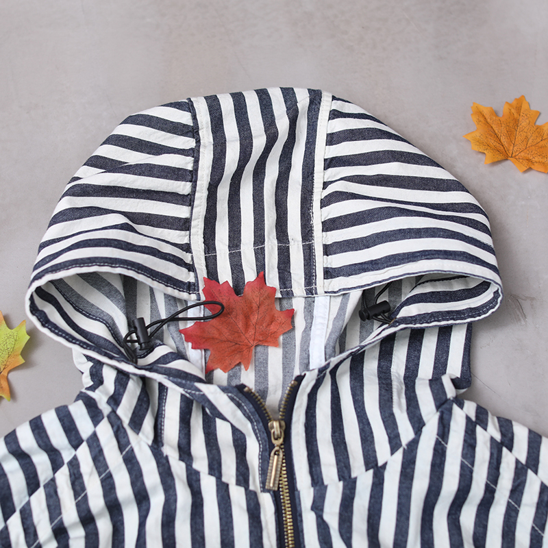 [EWQ] Autumn New Pattern Office Lady Style Full Sleeve Loose Vertical Striped Pattern Drawstring Hooded Collar Coat LJ201128