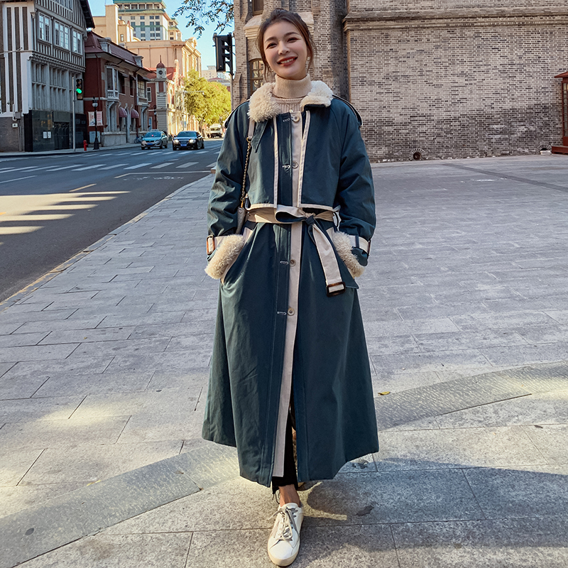 2021 New Women's Cotton Coat Dad Overcome Winter New Rabbit Skin Lining Thick Blue Peacock Longer Single-breasted Jacket 8n 8149, Peacock blue.
2021 New Women's Cotton Coat Dad Overcome Winter New Rabbit Skin Lining Thick Blue Peacock Longer Single-breasted Jacket 8n 8149, Peacock blue.