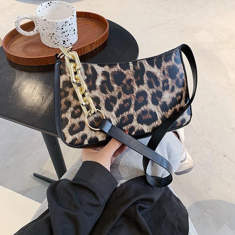 Leopard Print Women Small Shoulder Bags Vintage Zebra Pattern Ladies Baguette Purse Handbags PU Leather Female Tote Underarm Bag, Leopard white
Leopard Print Women Small Shoulder Bags Vintage Zebra Pattern Ladies Baguette Purse Handbags PU Leather Female Tote Underarm Bag, Leopard white