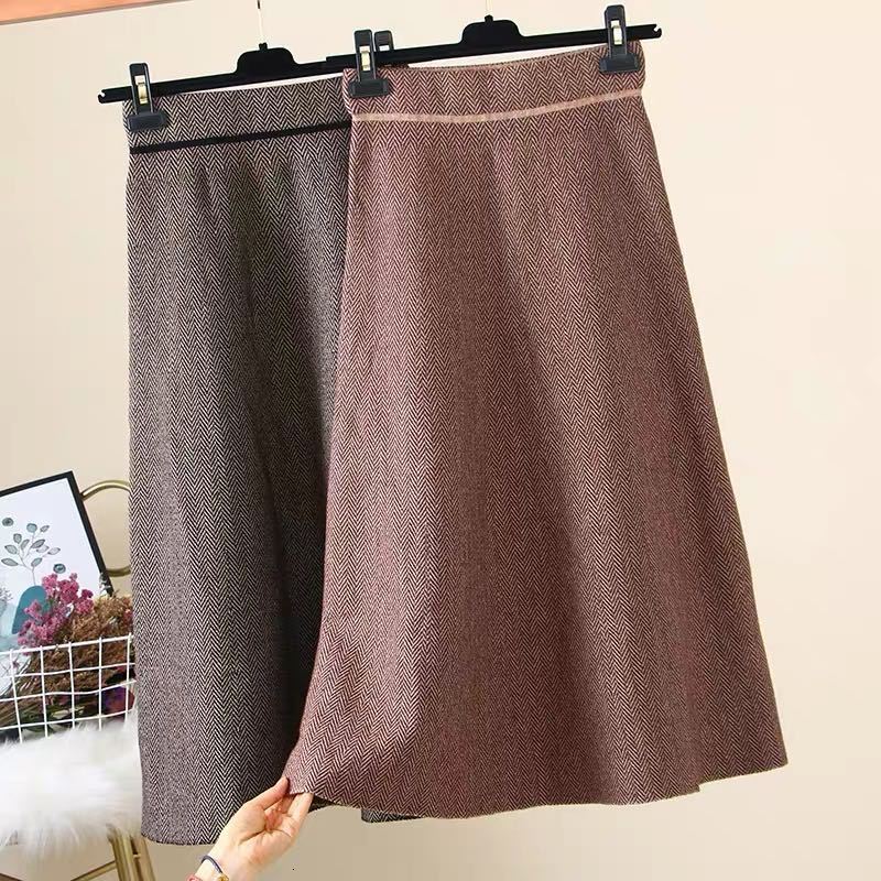 2021 New Vintage Autumn Winter Women Thick Sweater Umbrella Skirt High Waist Midi Knitted A-line Female Solid Elegant Skirts Vvdb, Camel
2021 New Vintage Autumn Winter Women Thick Sweater Umbrella Skirt High Waist Midi Knitted A-line Female Solid Elegant Skirts Vvdb, Camel