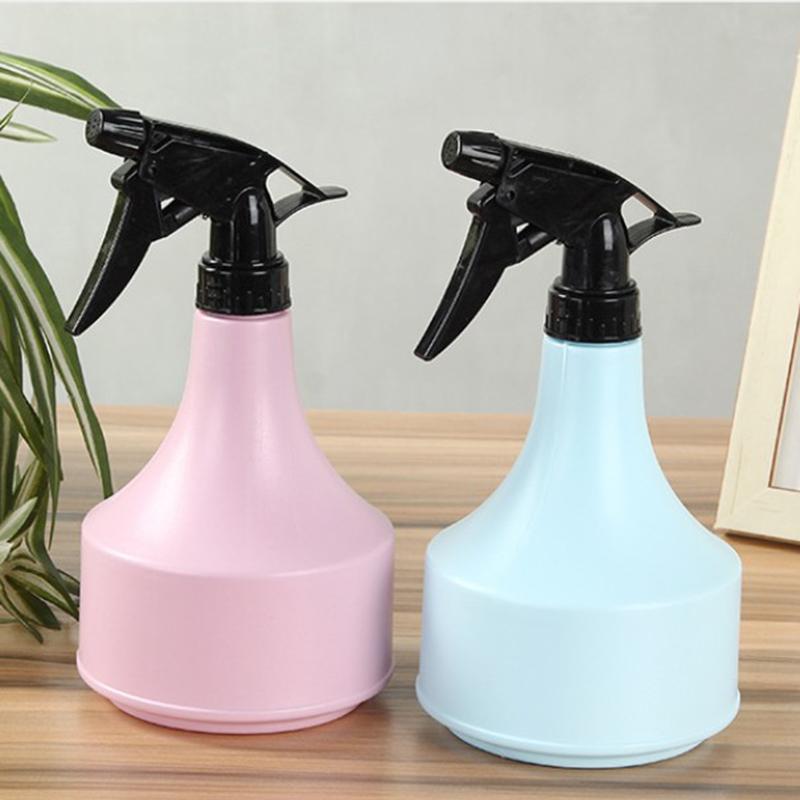 600ml Hairdressing Watering Pot Spray Bottle Plant Flower Garden Mist Sprayer Planting Kettle Indoor Cleaning Mini Watering Can
600ml Hairdressing Watering Pot Spray Bottle Plant Flower Garden Mist Sprayer Planting Kettle Indoor Cleaning Mini Watering Can