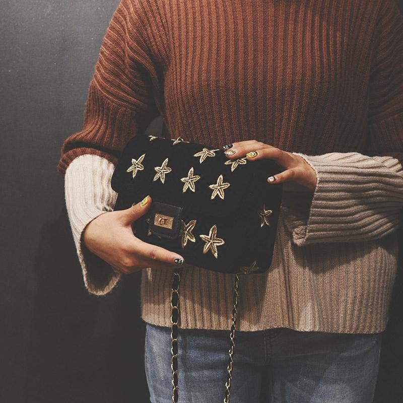 2021 High Quality Brand Bags For Women's Velvet Female Handbag Designer Chain Shoulder Crossbody Bag Fashion Women Messenger Bag, Black
2021 High Quality Brand Bags For Women's Velvet Female Handbag Designer Chain Shoulder Crossbody Bag Fashion Women Messenger Bag, Black