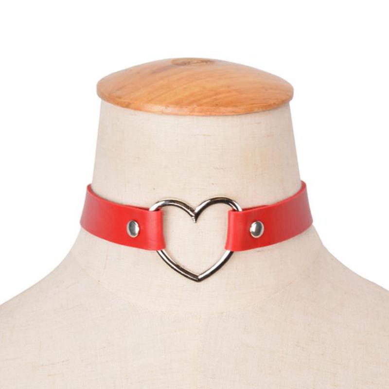 Punk Gothic Choker Necklace Women Black Leather Heart Studded Choker Necklace Girl Night Club Charm Rock Collar Necklaces Ladies
Punk Gothic Choker Necklace Women Black Leather Heart Studded Choker Necklace Girl Night Club Charm Rock Collar Necklaces Ladies