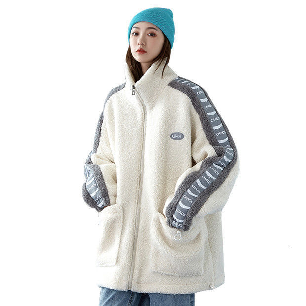 2021 New female skin coat thicker winter looser Korean of the new turtleneck women's jacket, Black
2021 New female skin coat thicker winter looser Korean of the new turtleneck women's jacket, Black